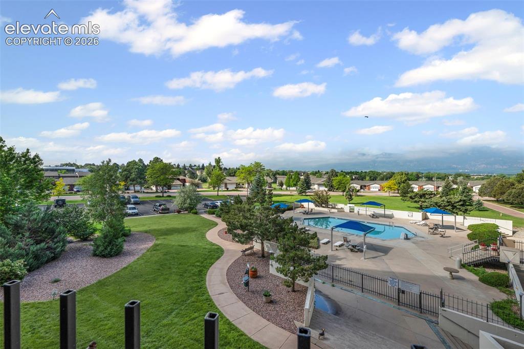 Image 4 of 38: COMMUNITY POOL