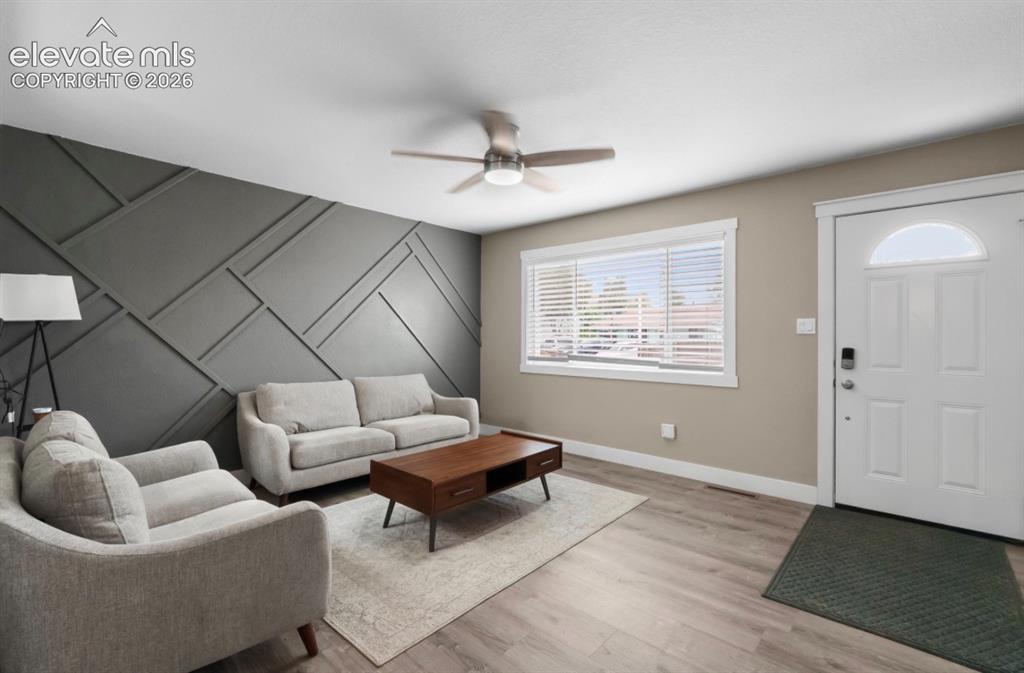 Image 2 of 11: Living Room