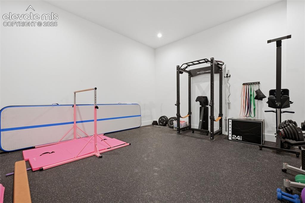 Image 40 of 50: Exercise Room