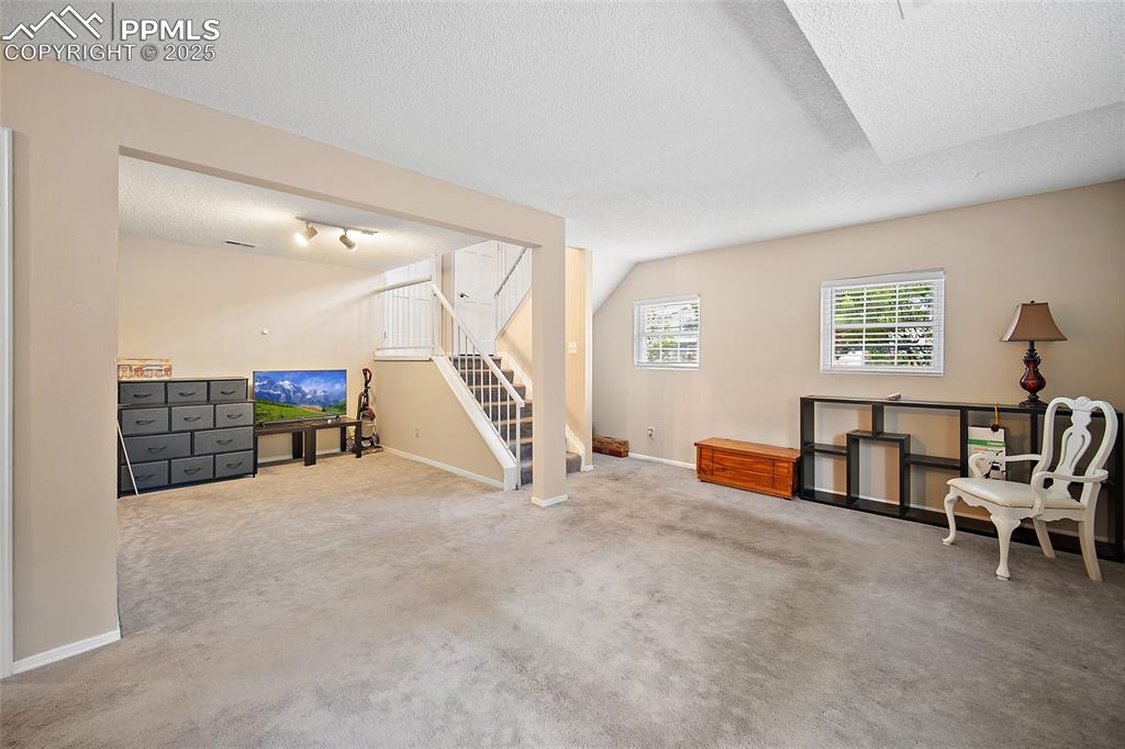 Image 29 of 50: Sitting Room