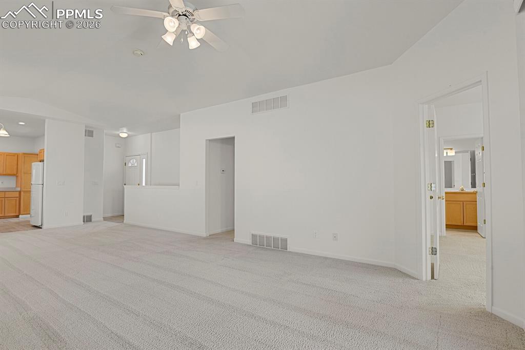 Image 4 of 31: Living Room