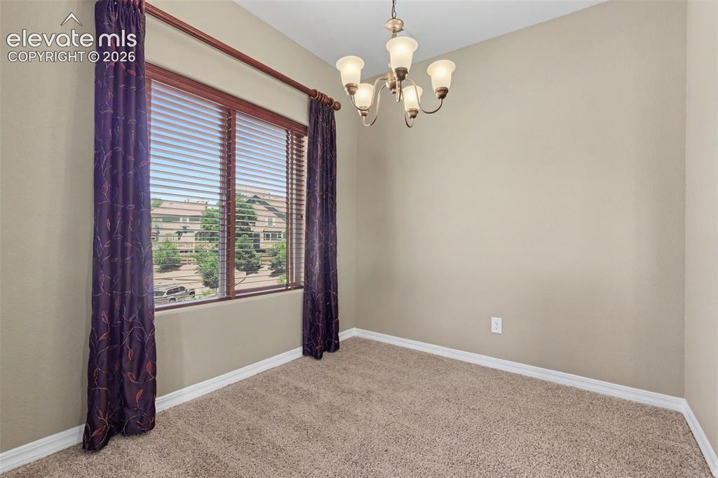 Image 10 of 34: Dining Room