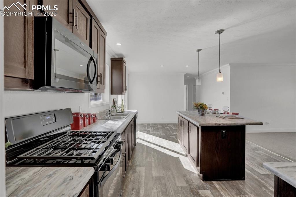 Listing 9890328, Image 9 of 29