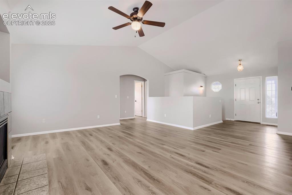 Image 8 of 31: Living Room