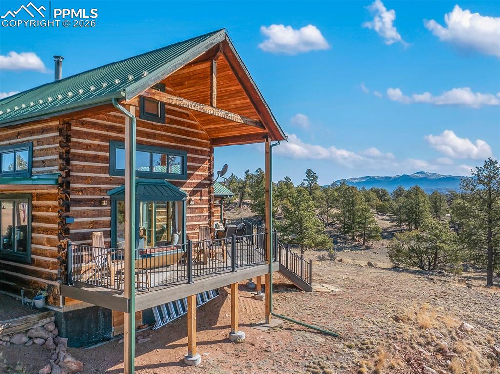 Image 50 of 50: Side of Structure