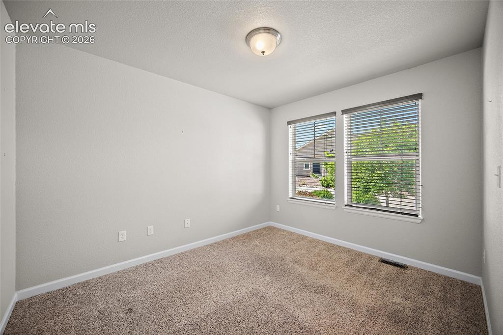 Image 12 of 42: flex space upon entry