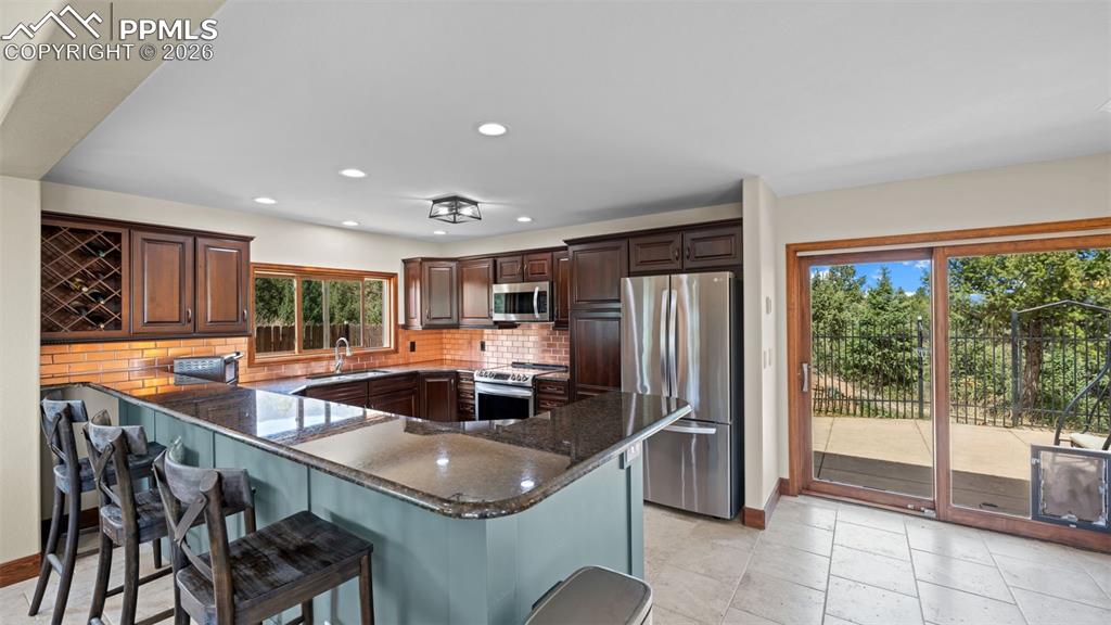 Image 13 of 44: Kitchen