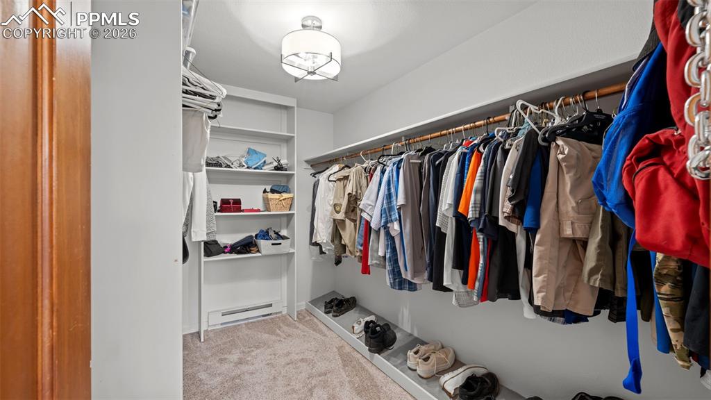 Image 27 of 44: Walk-In Closets