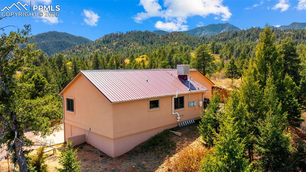 Image 32 of 44: Side of Structure