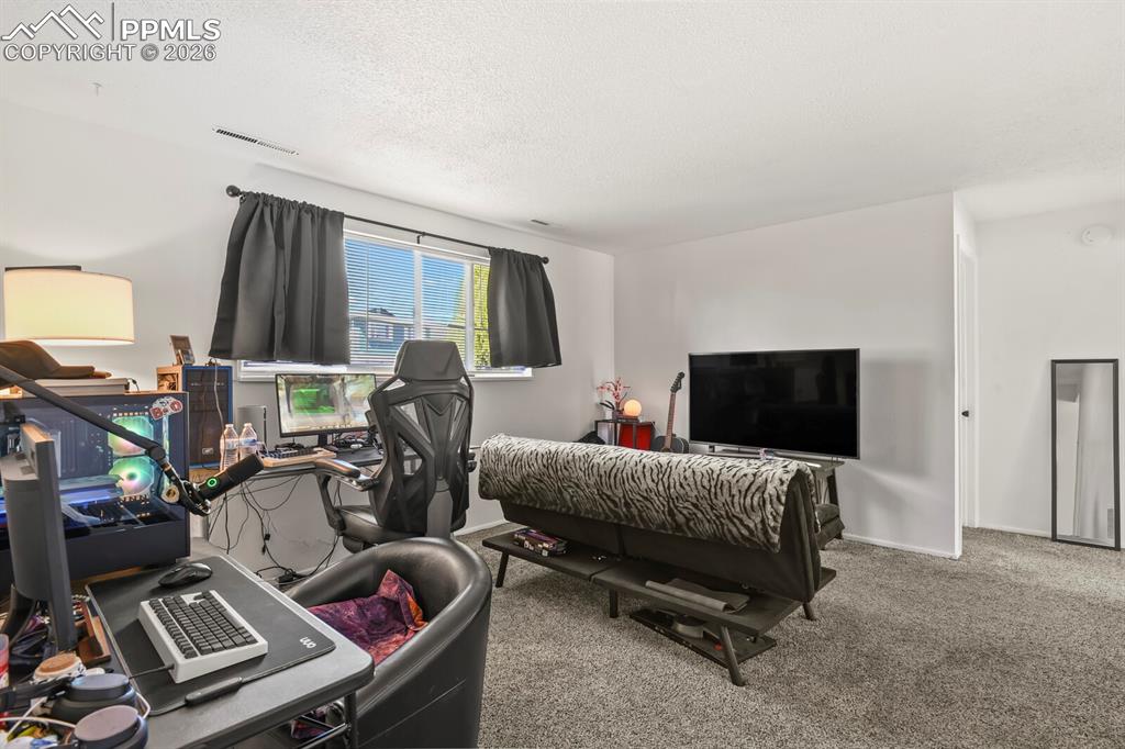 Image 16 of 28: Unit 1309