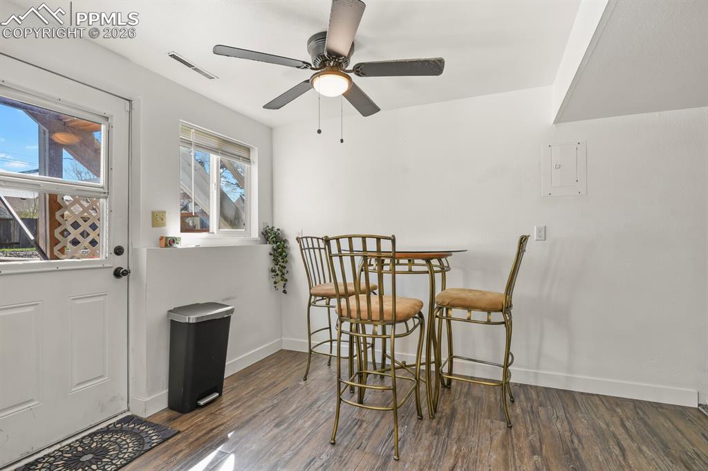Image 23 of 28: Unit 1309