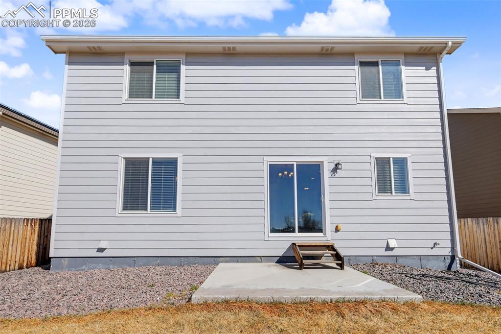 Image 23 of 28: Back of Structure