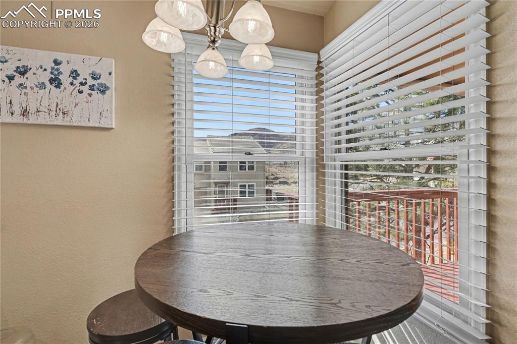 Image 12 of 41: Dining Area