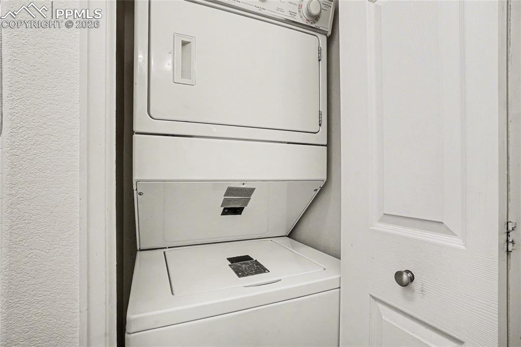 Image 15 of 41: Laundry