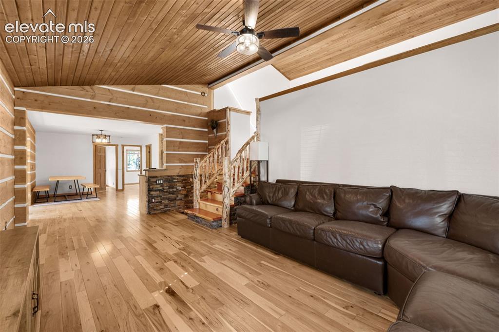 Image 11 of 40: Living Room