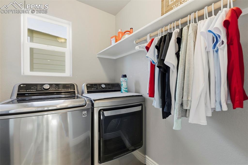 Image 31 of 46: Laundry