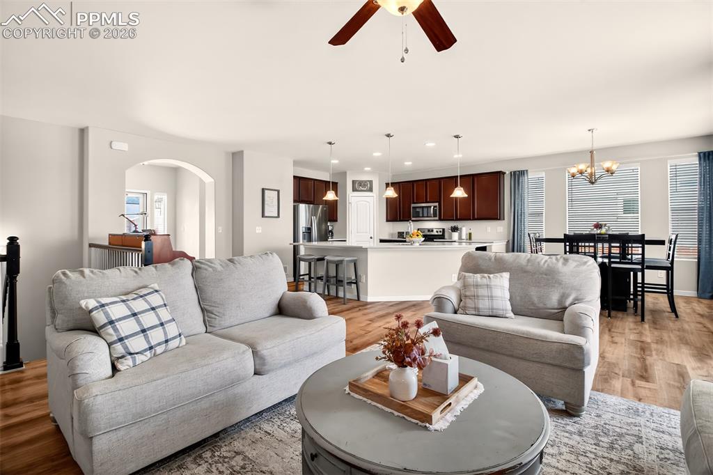 Image 15 of 40: Living Room