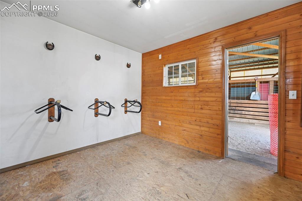 Image 39 of 49: Barn Side