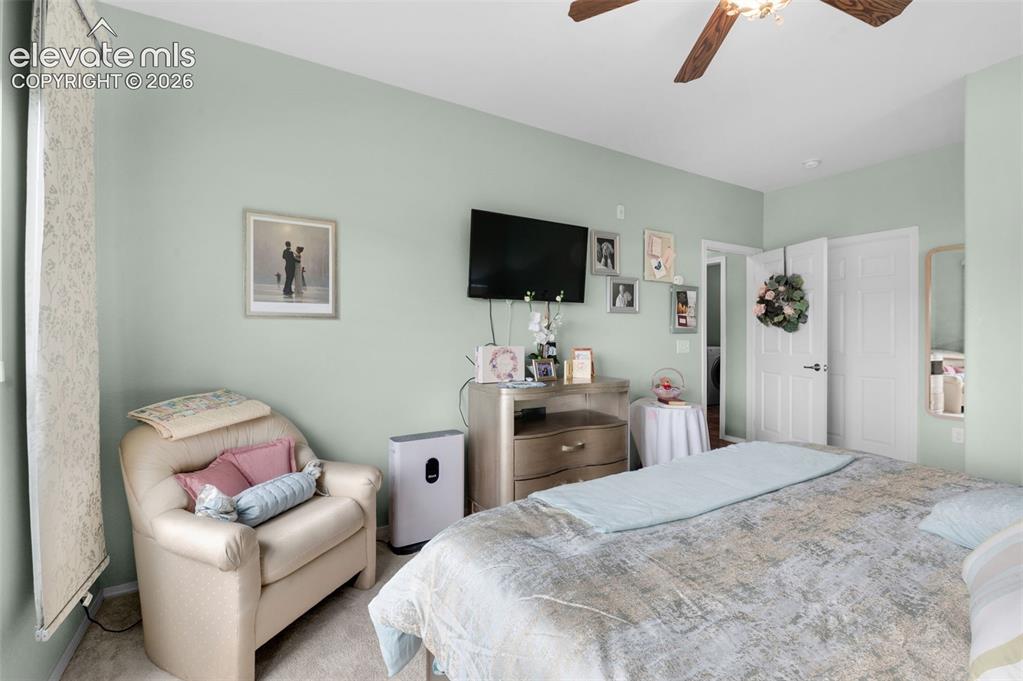 Image 18 of 33: Master Bedroom