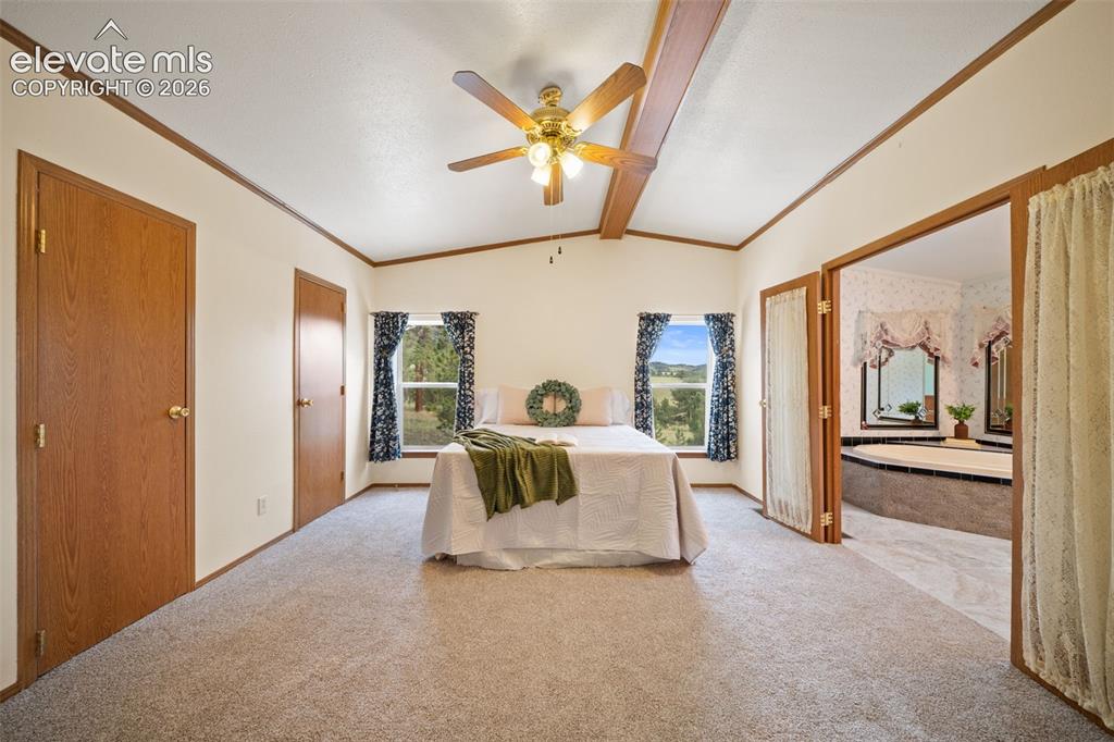 Image 14 of 40: Bedroom