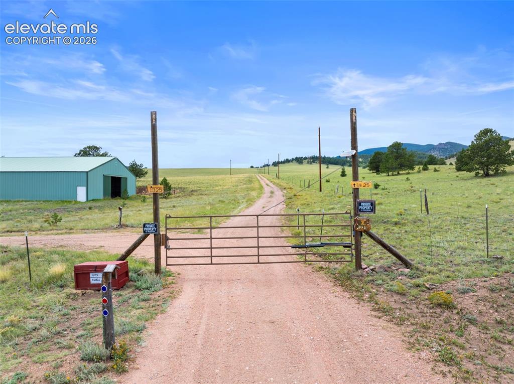 Image 31 of 40: Community