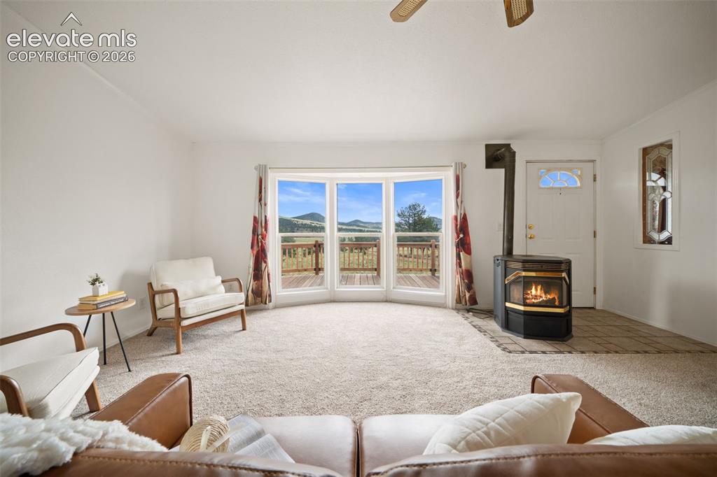 Image 7 of 40: Living Room