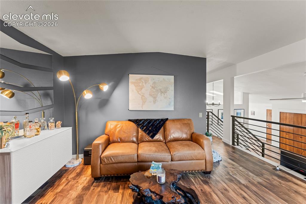 Image 16 of 43: Family Room