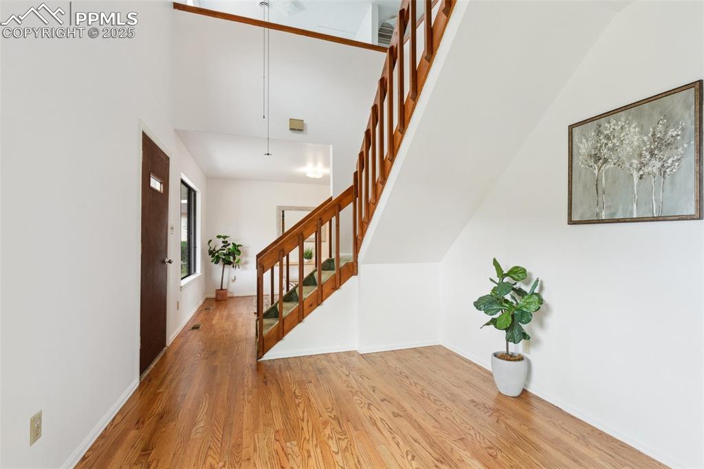 Image 10 of 46: Entry