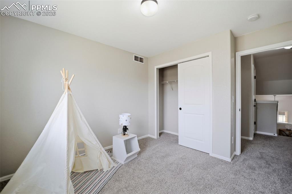 Image 21 of 44: Bedroom