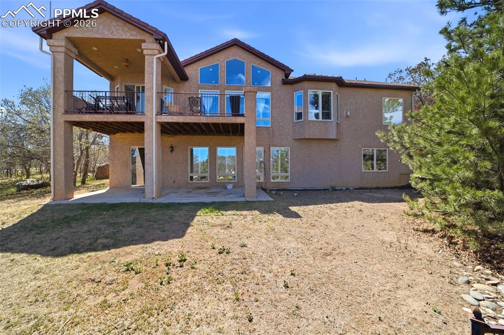 Image 45 of 49: Back of Structure