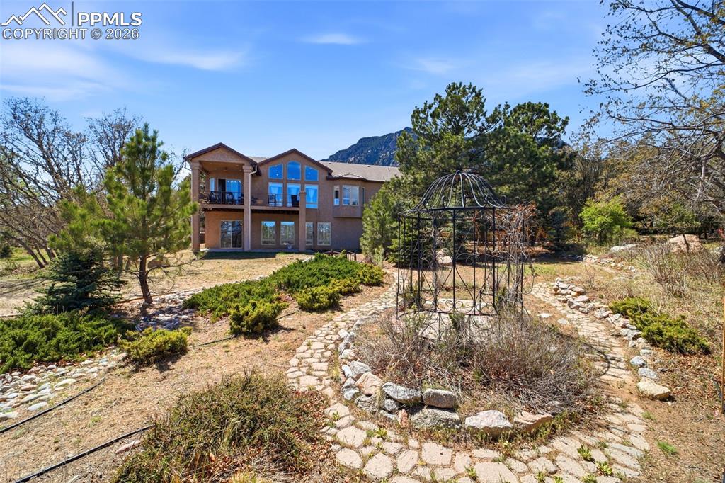 Image 47 of 49: Back of Structure