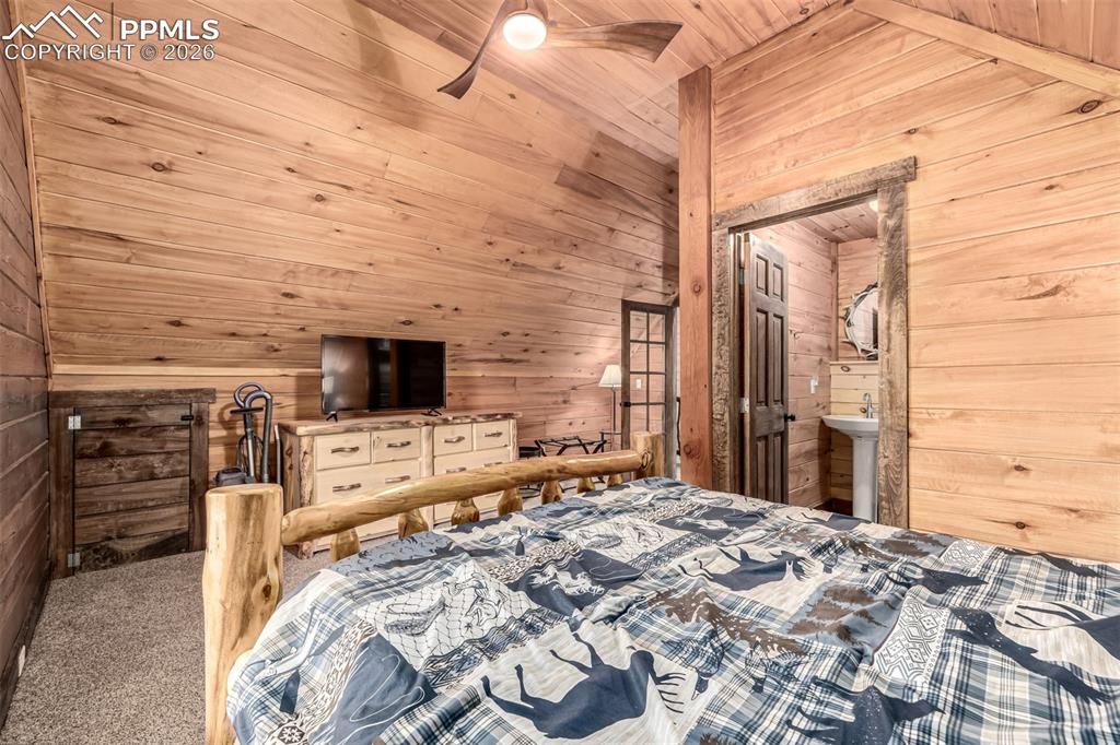 Image 24 of 35: Primary