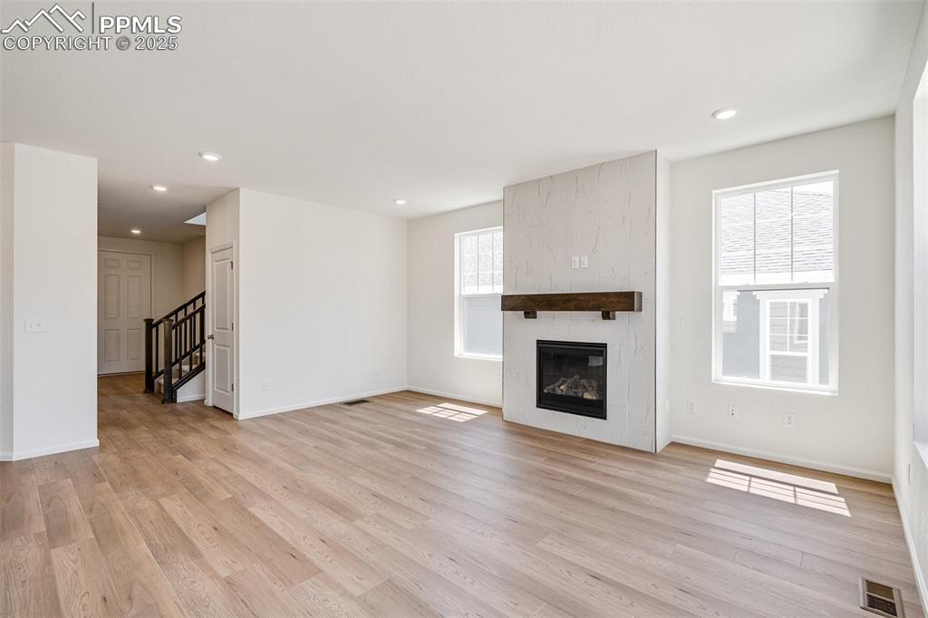 Image 8 of 36: Living Room