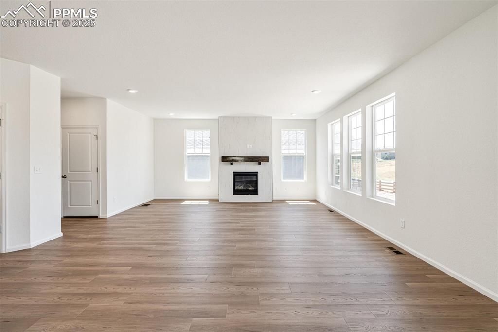 Image 9 of 36: Living Room