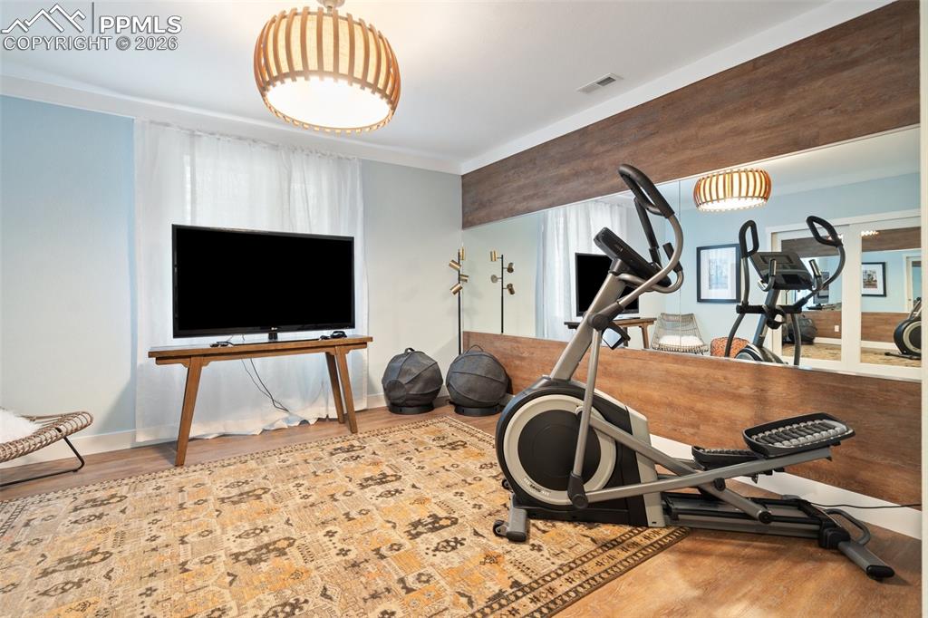 Image 39 of 47: Exercise Room