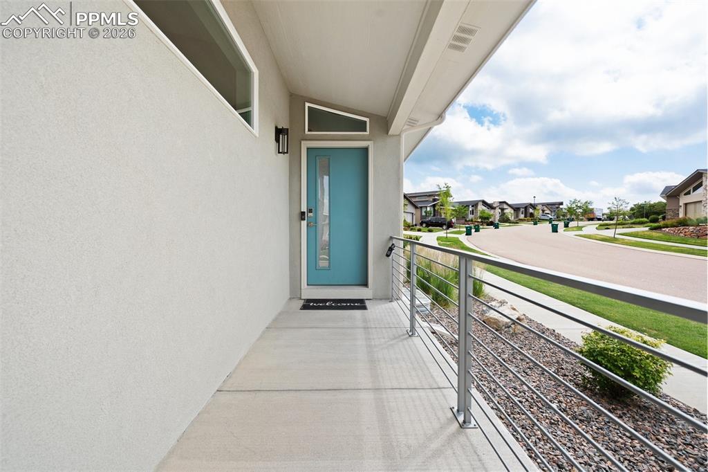 Image 8 of 47: Entry