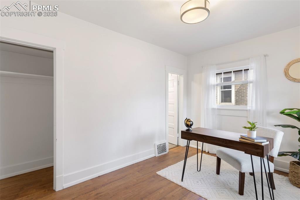 Image 12 of 45: Office