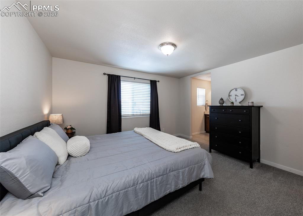 Image 24 of 45: Bedroom