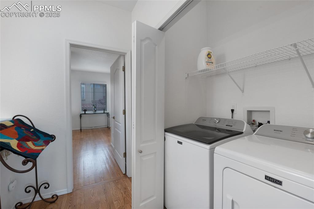 Image 22 of 35: Laundry