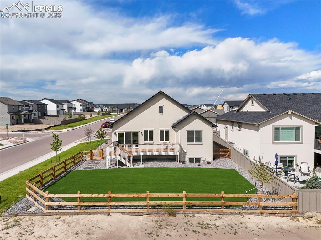 Image 34 of 38: Back of Structure