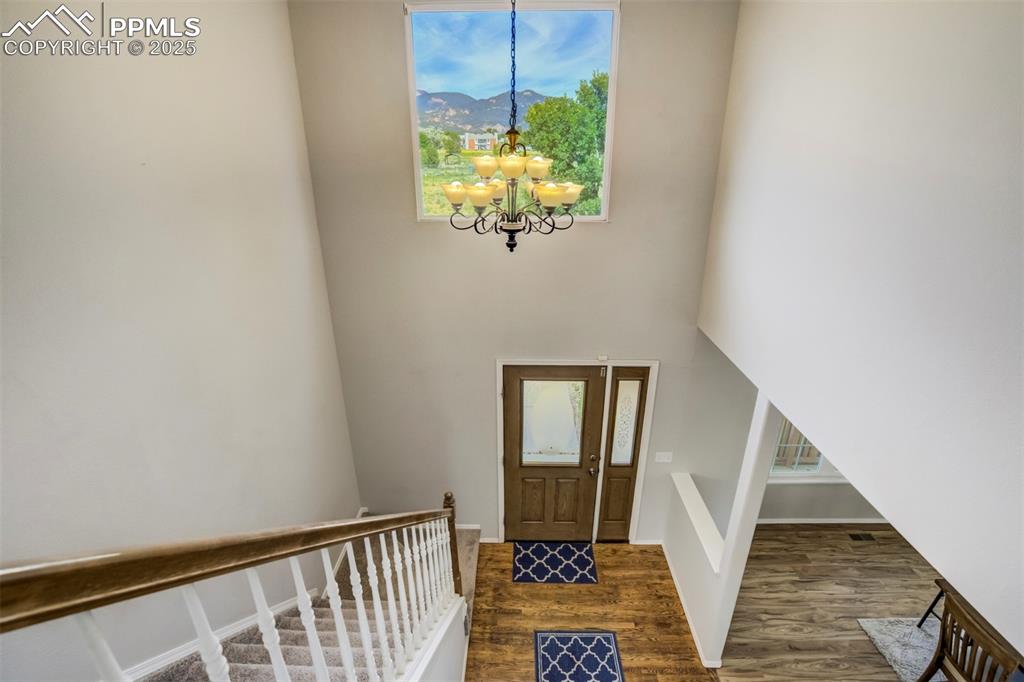 Image 20 of 43: Entry