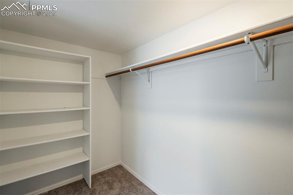 Image 38 of 43: Closet