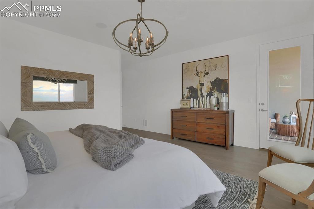 Image 17 of 31: Same floorplan, different house to provide visual