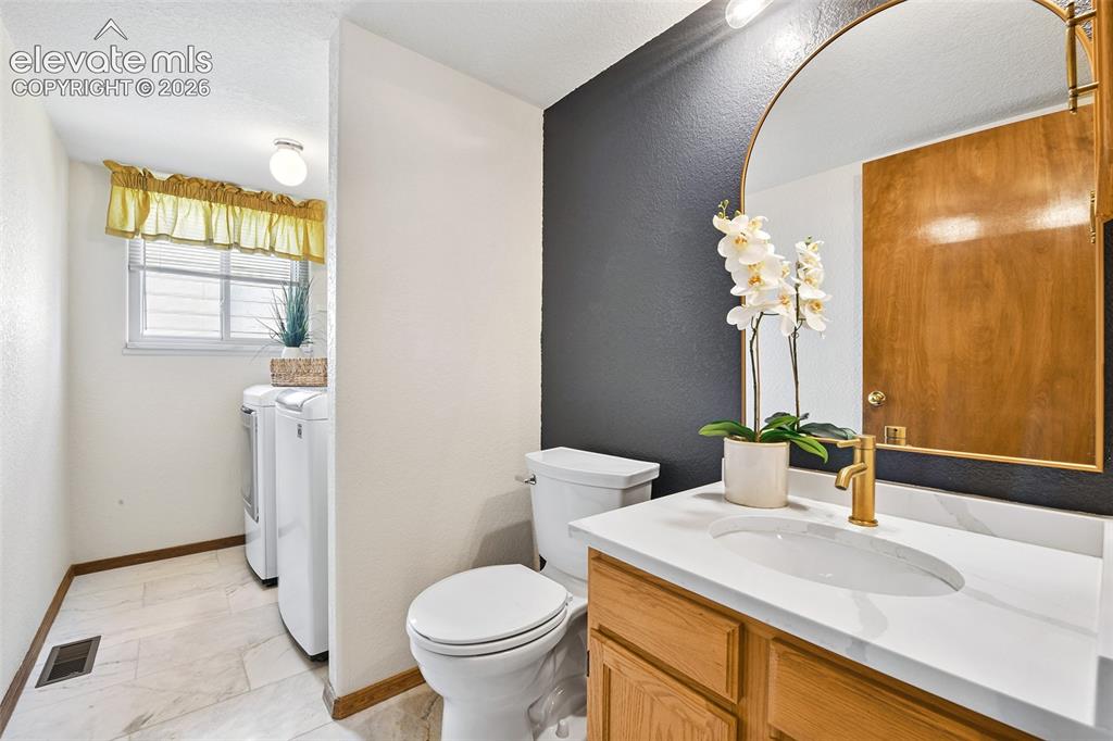Image 15 of 42: Incomparable Colorado views!