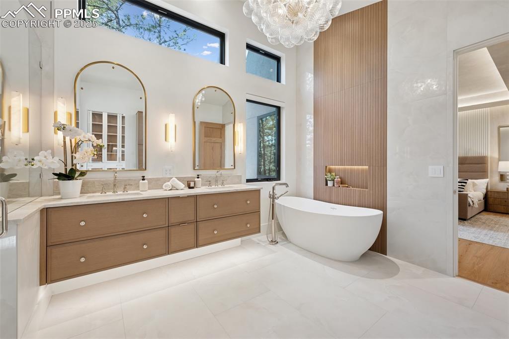 Image 18 of 50: Master Bathroom