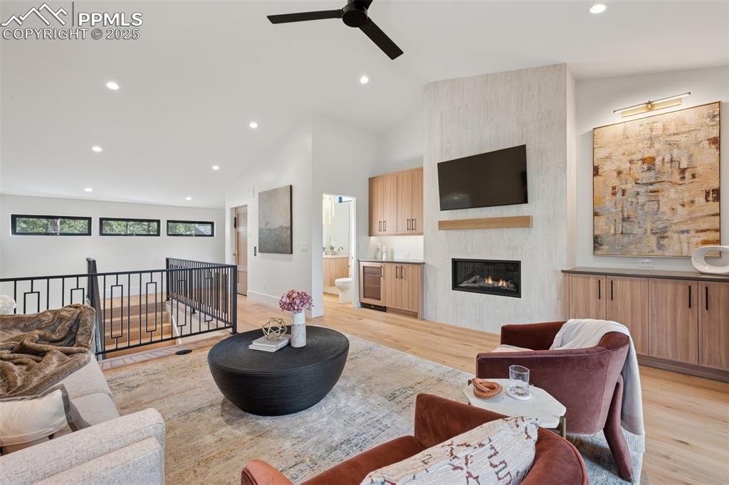 Image 28 of 50: Sky Lounge with views of AFA