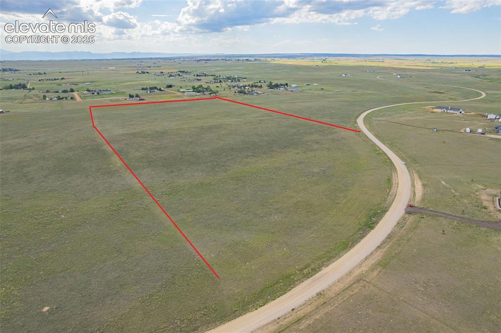Image 4 of 16: these red lines are approximate - Property Lines are Approximate and not a 