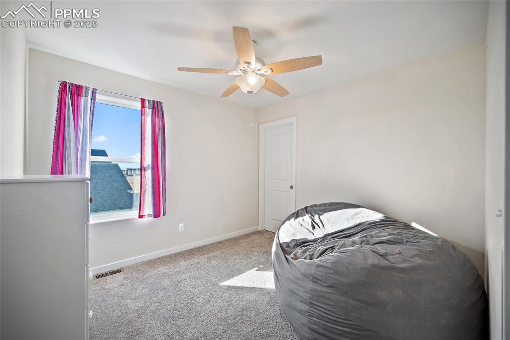 Image 17 of 39: Bedroom