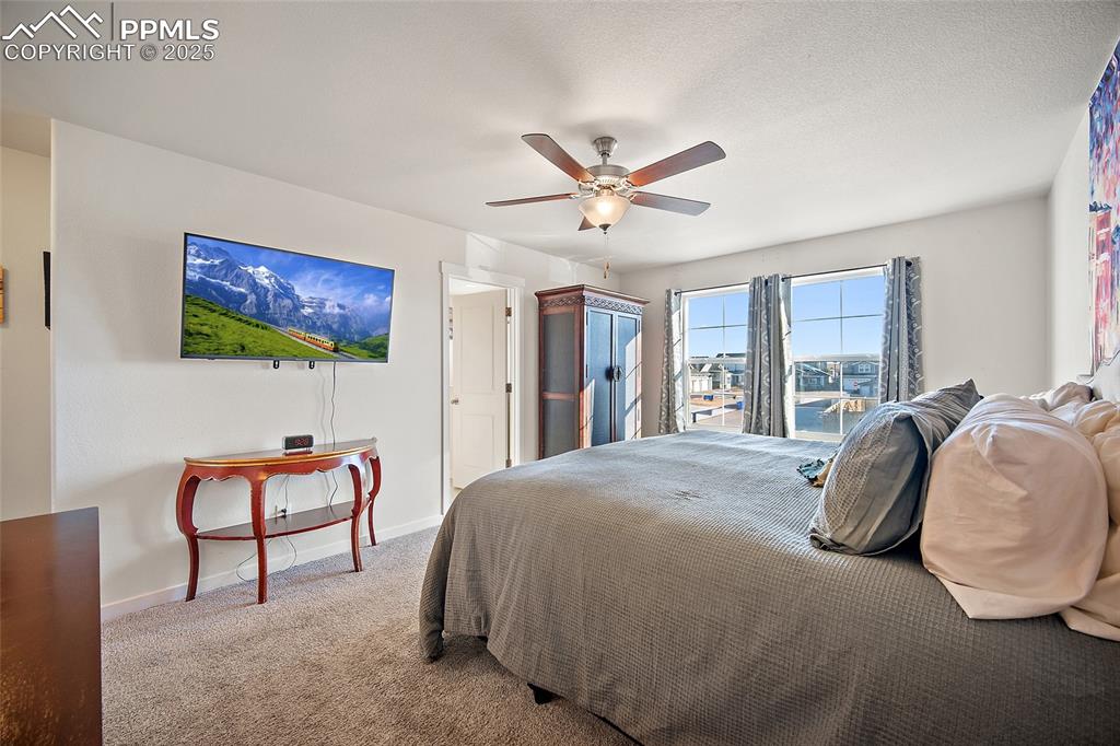 Image 23 of 39: Bedroom