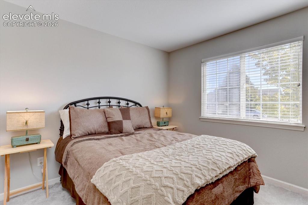 Image 14 of 28: Bedroom
